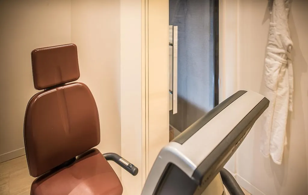 47Luxury Suites - Colosseo Rome 0*,  Italy